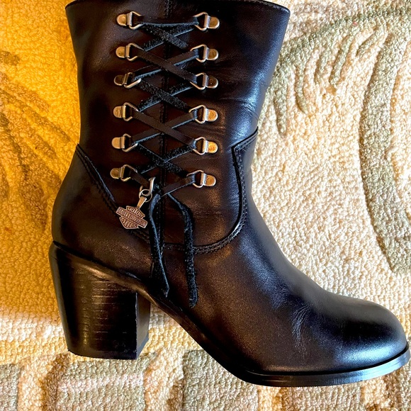 Harley-Davidson® Women's Alanis Black Leather 5.5” Shaft with 2.75” Heel - Picture 5 of 14